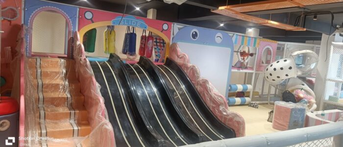 Kids' Play Systems and Trampoline Parks Installation